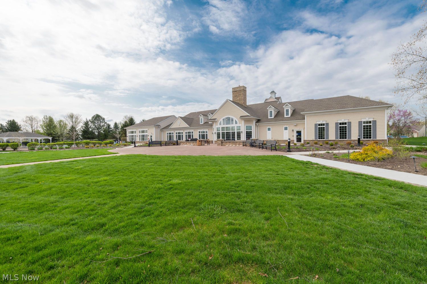 37960 Ashfield Way North Ridgeville OH 44039