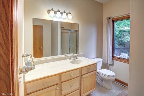 77 Carr Road Hinckley OH 44233