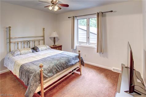 77 Carr Road Hinckley OH 44233
