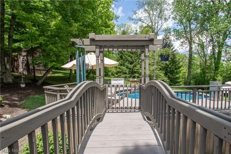77 Carr Road Hinckley OH 44233