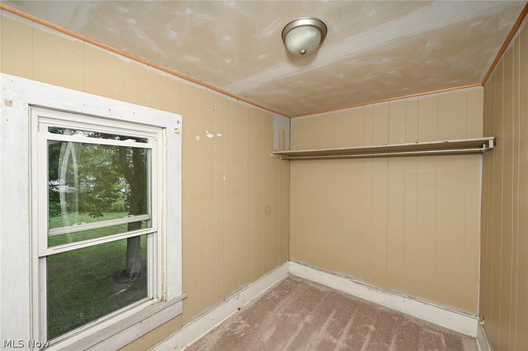 210 Pittsburgh Street Columbiana OH 44408
