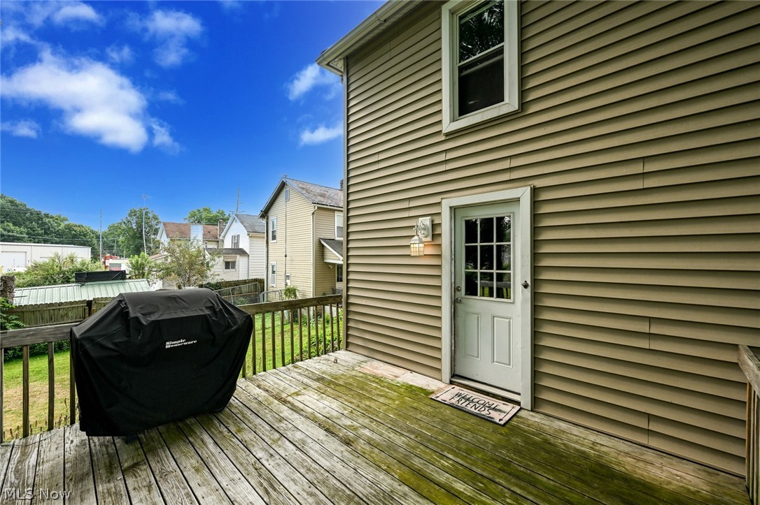 210 Pittsburgh Street Columbiana OH 44408