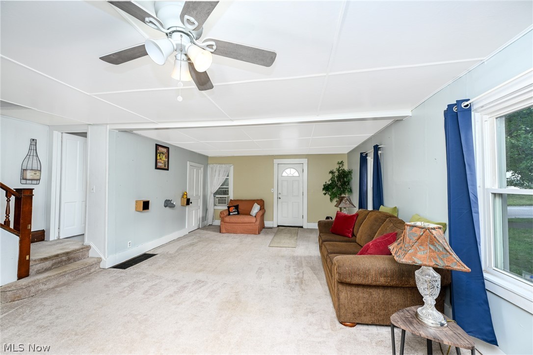 210 Pittsburgh Street Columbiana OH 44408