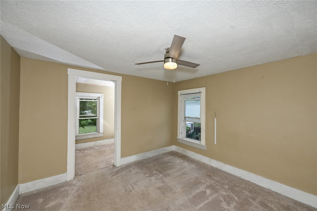 210 Pittsburgh Street Columbiana OH 44408
