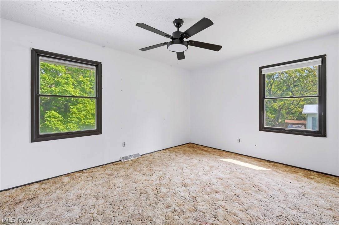 1501 Ohltown Mcdonald Road Mineral Ridge OH 44440