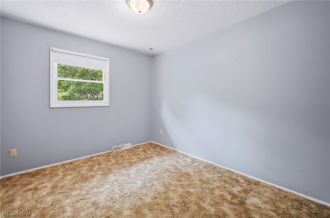 1501 Ohltown Mcdonald Road Mineral Ridge OH 44440