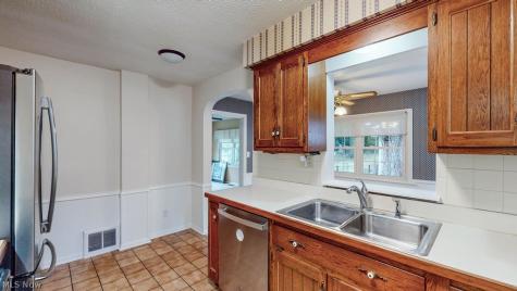 3138 7th Street Cuyahoga Falls OH 44221