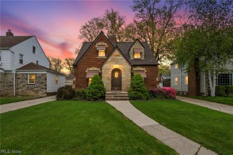 91 E 212th Street Euclid OH 44123