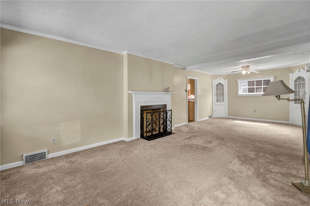91 E 212th Street Euclid OH 44123