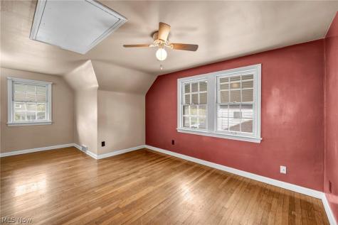 91 E 212th Street Euclid OH 44123