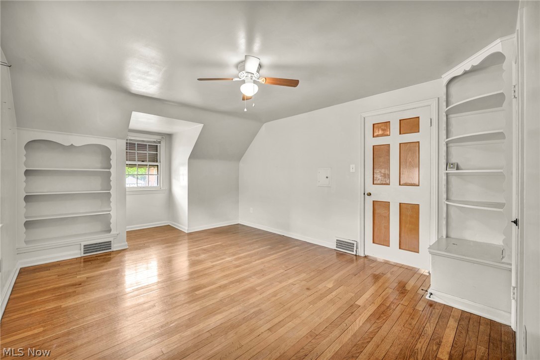 91 E 212th Street Euclid OH 44123