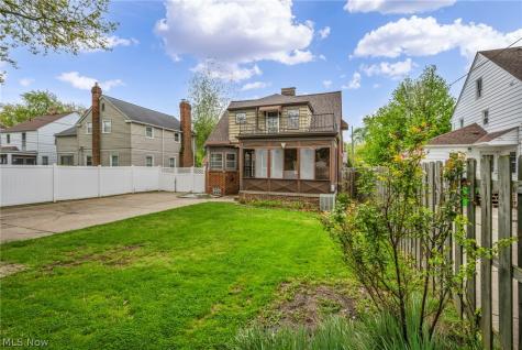 91 E 212th Street Euclid OH 44123