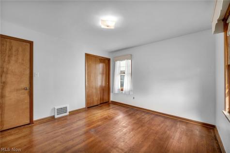 13107 Woodward Boulevard Garfield Heights OH 44125