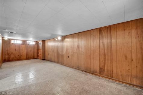 13107 Woodward Boulevard Garfield Heights OH 44125