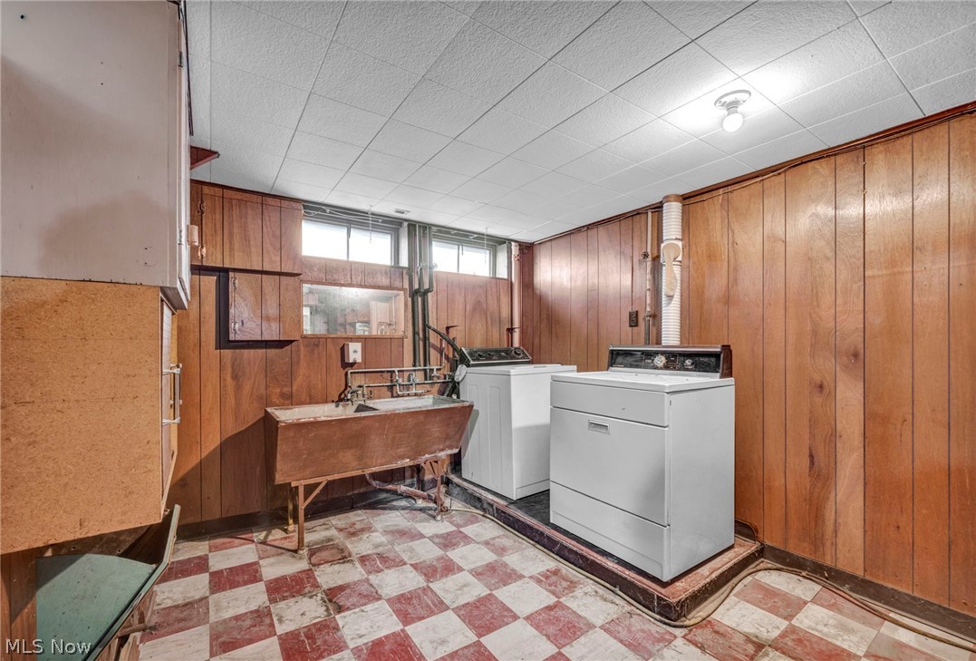 13107 Woodward Boulevard Garfield Heights OH 44125