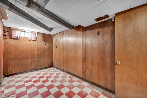 13107 Woodward Boulevard Garfield Heights OH 44125
