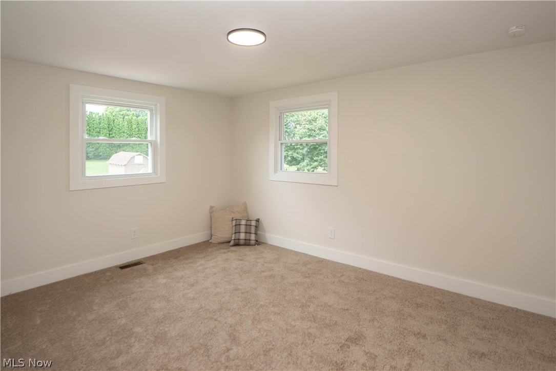 5550 Easton Street Louisville OH 44641