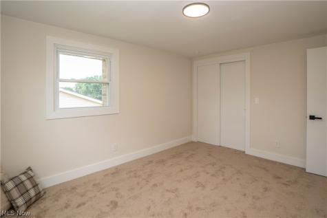 5550 Easton Street Louisville OH 44641
