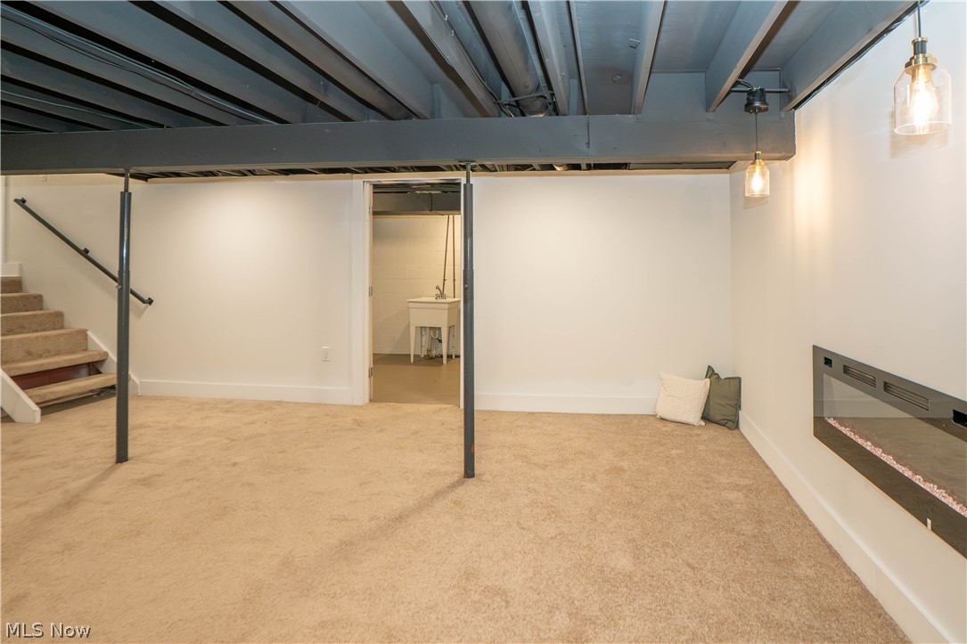 5550 Easton Street Louisville OH 44641