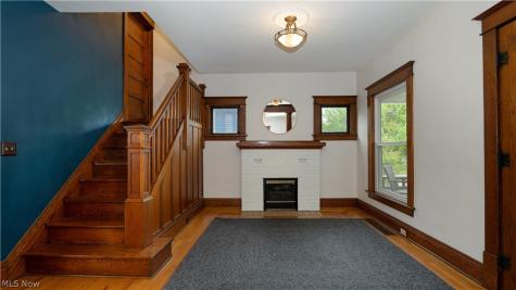 638 Vine Street Kent OH 44240