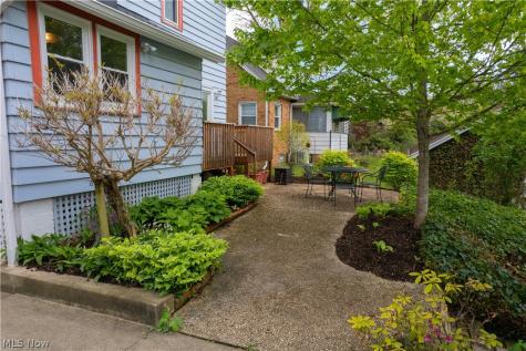 638 Vine Street Kent OH 44240