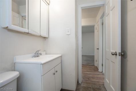 5219 Henry Street Maple Heights OH 44137