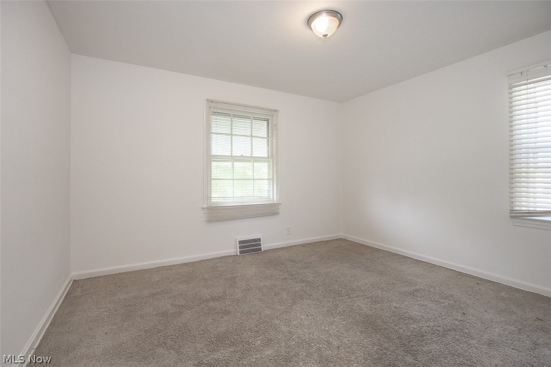 5219 Henry Street Maple Heights OH 44137