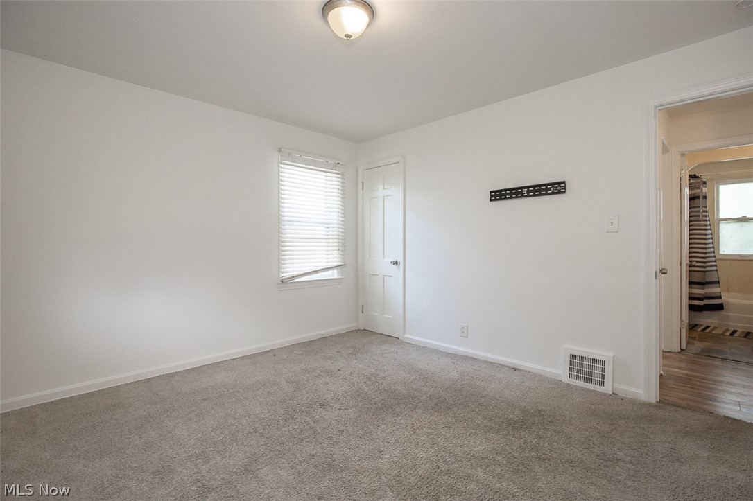 5219 Henry Street Maple Heights OH 44137
