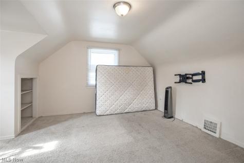 5219 Henry Street Maple Heights OH 44137