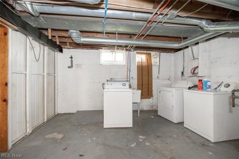 5219 Henry Street Maple Heights OH 44137