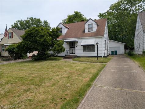 5219 Henry Street Maple Heights OH 44137