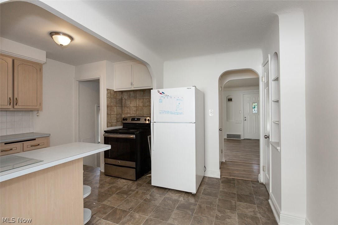 5219 Henry Street Maple Heights OH 44137