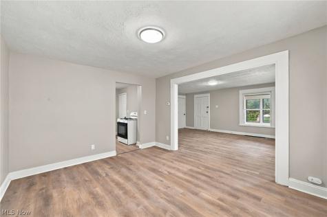 1305 Spring Road Cleveland OH 44109
