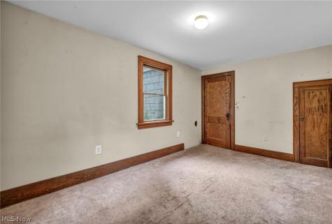 1494 Lakeland Avenue Akron OH 44320