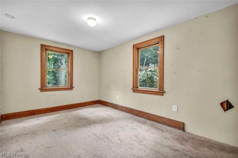 1494 Lakeland Avenue Akron OH 44320