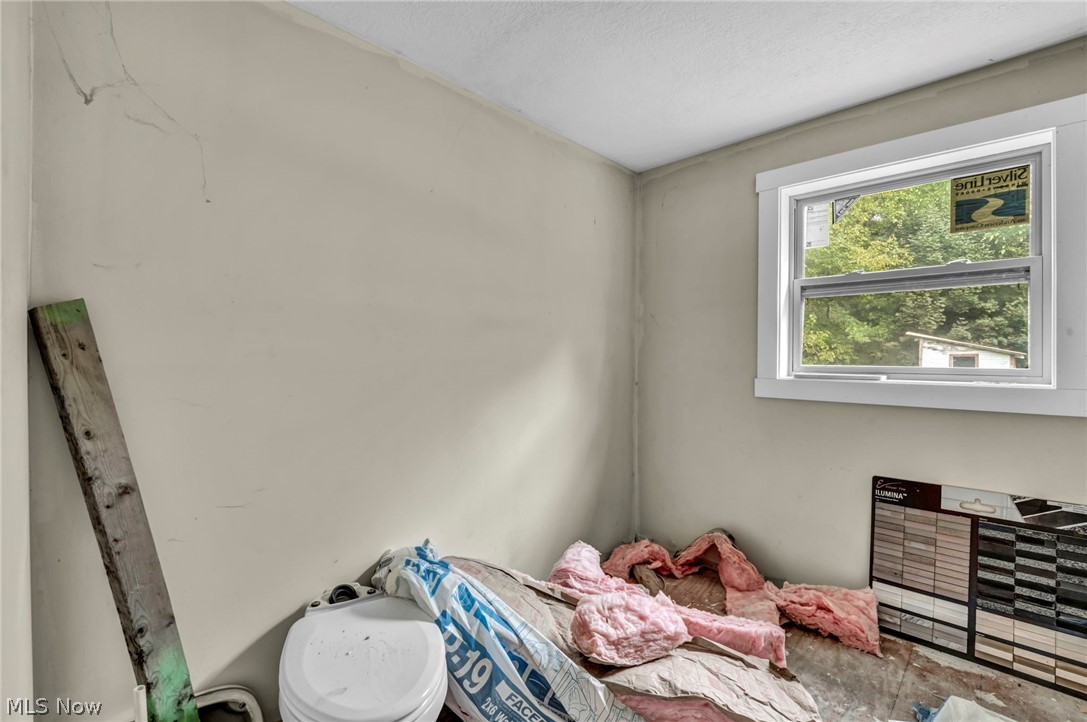 1494 Lakeland Avenue Akron OH 44320
