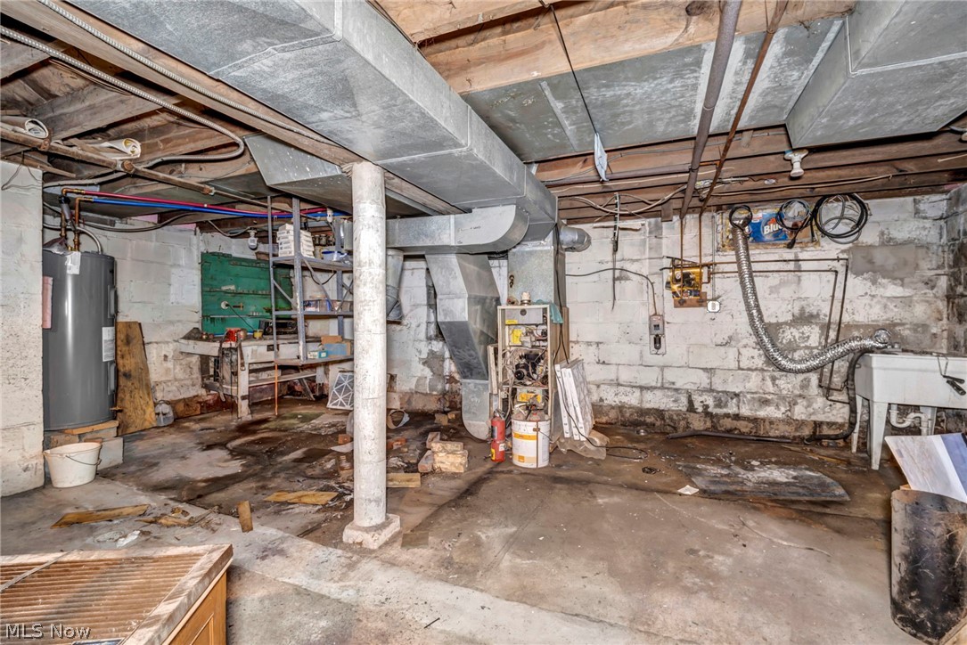 1494 Lakeland Avenue Akron OH 44320