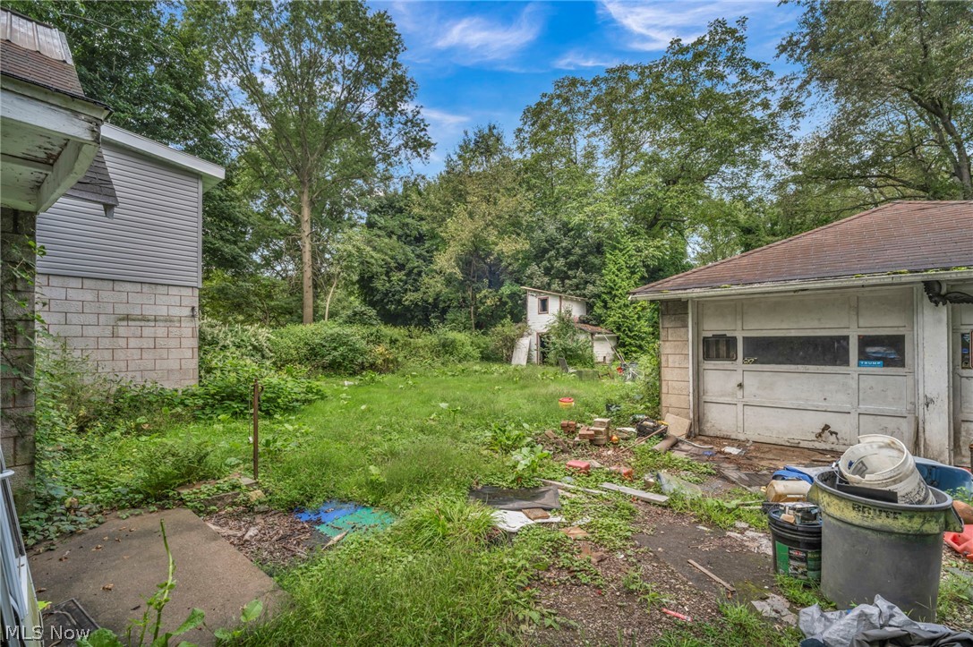 1494 Lakeland Avenue Akron OH 44320