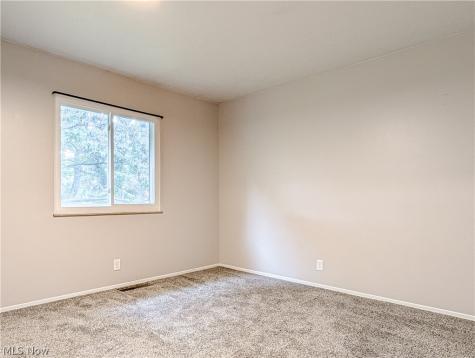 8636 Camelot Avenue NW Canal Fulton OH 44614