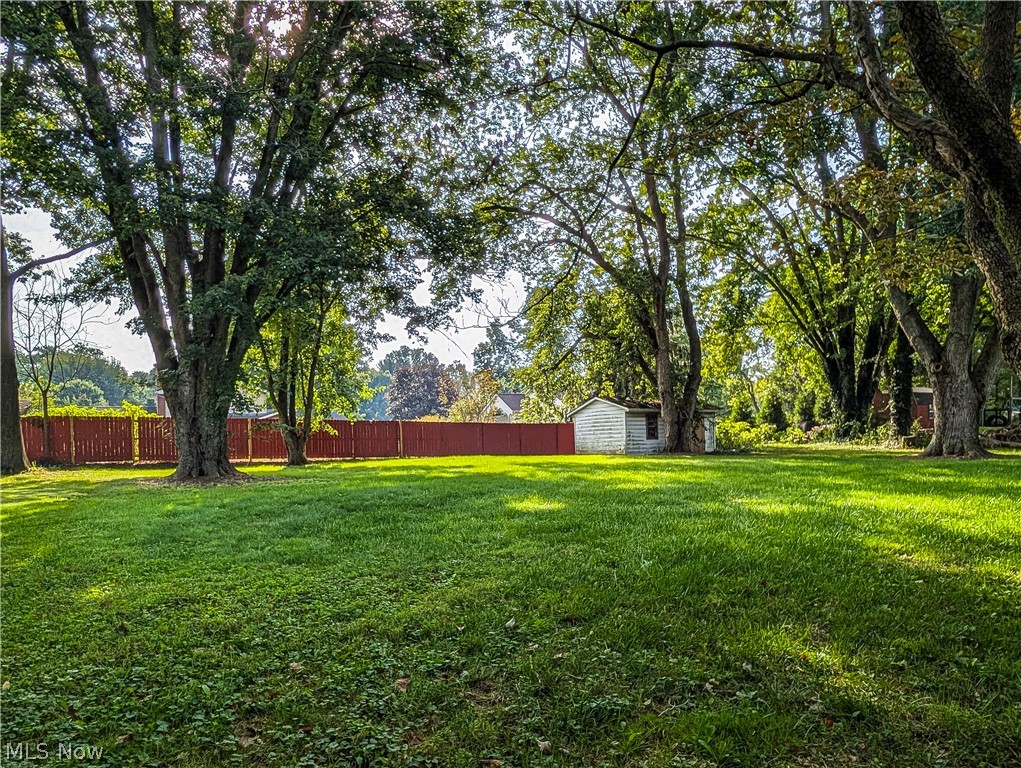 8636 Camelot Avenue NW Canal Fulton OH 44614