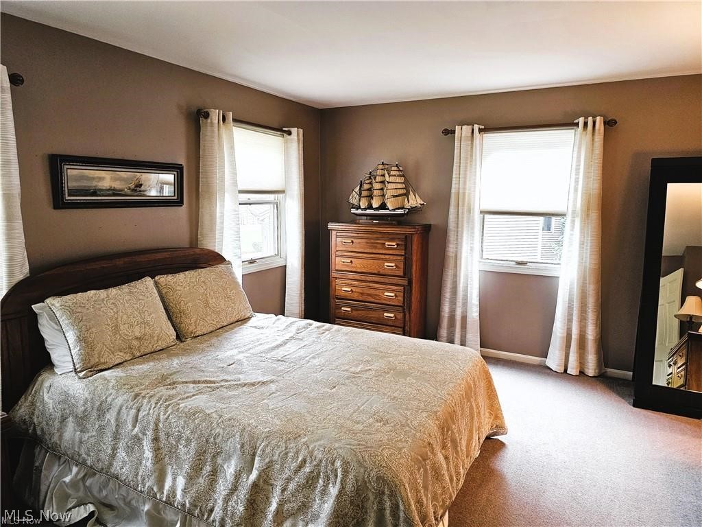 636 Shadowood Lane SE Warren OH 44484