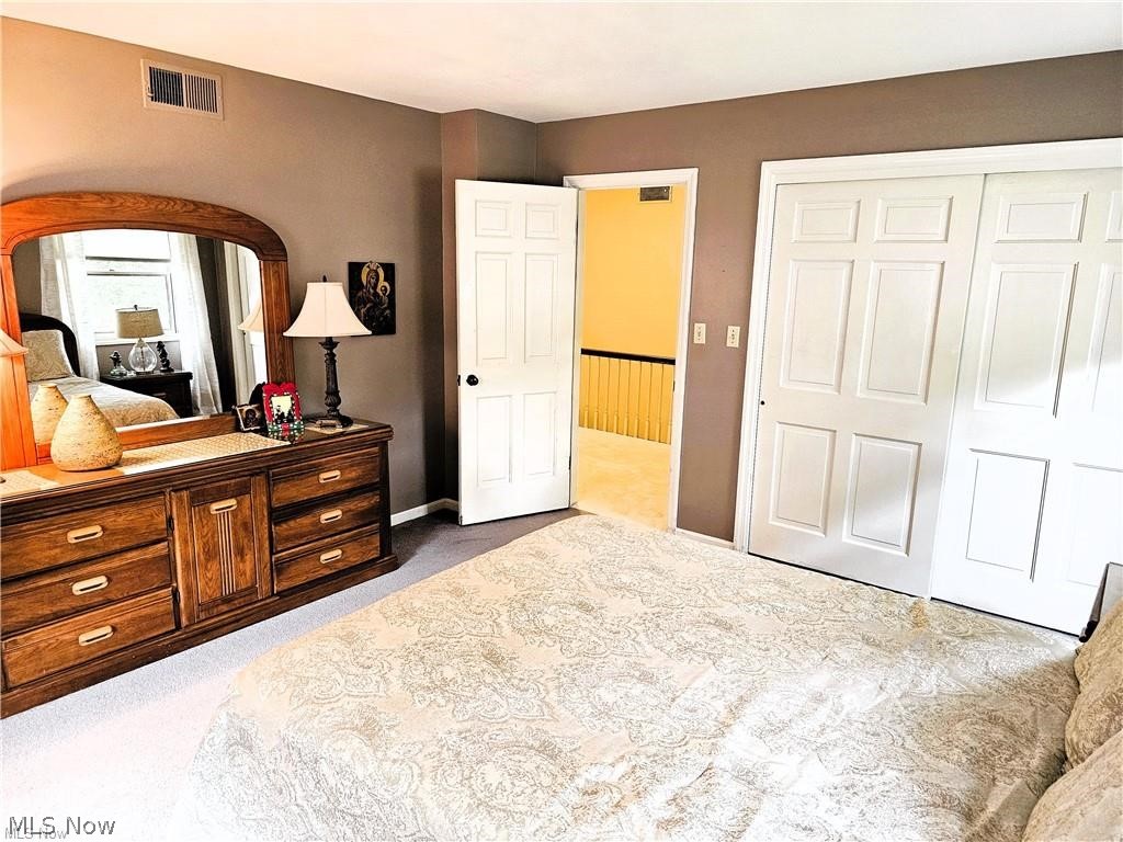 636 Shadowood Lane SE Warren OH 44484