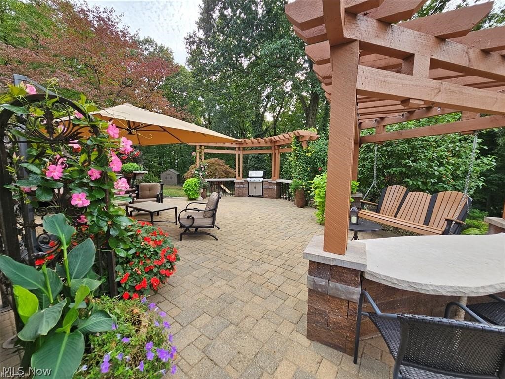 636 Shadowood Lane SE Warren OH 44484