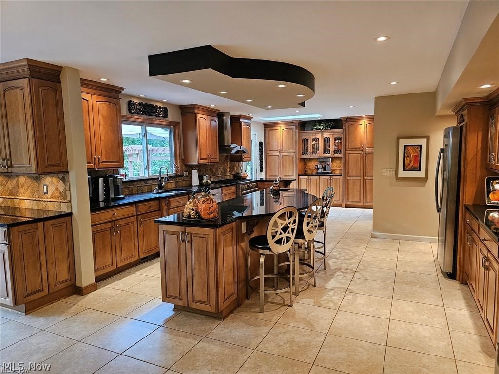 636 Shadowood Lane SE Warren OH 44484