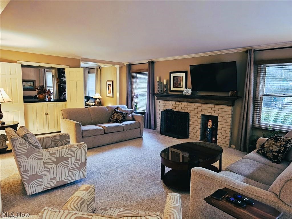 636 Shadowood Lane SE Warren OH 44484