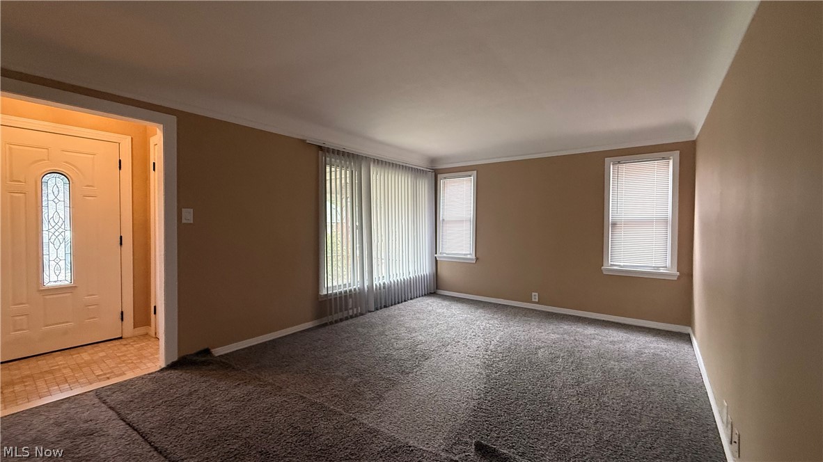4643 E 90th Street Garfield Heights OH 44125