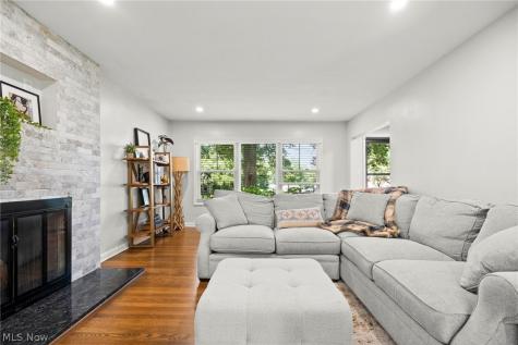 399 Mineola Avenue Akron OH 44320