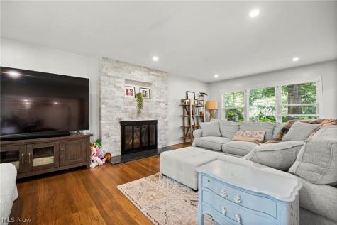 399 Mineola Avenue Akron OH 44320