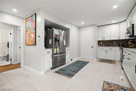 399 Mineola Avenue Akron OH 44320