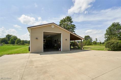 3039 New Milford Road Atwater OH 44201